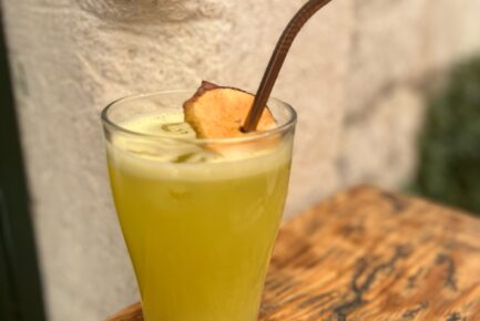 AURORA_apple_juice